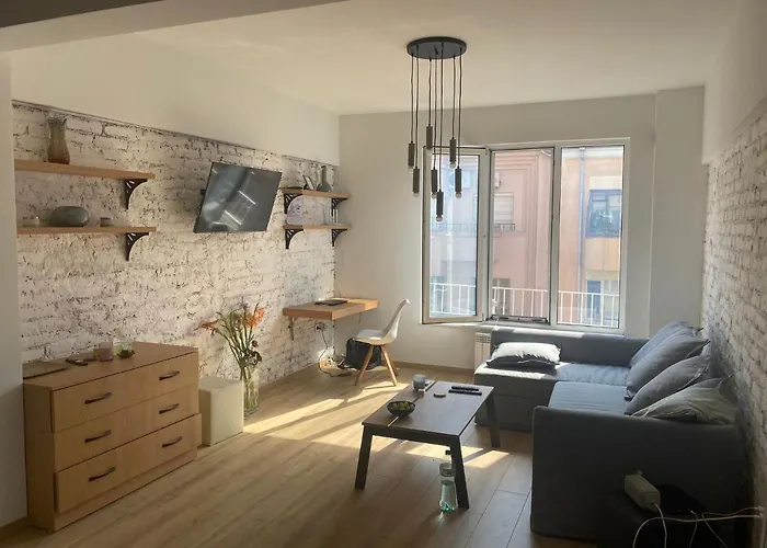 Appartement Trendy And Stylish In Centre For Business And Leisure *